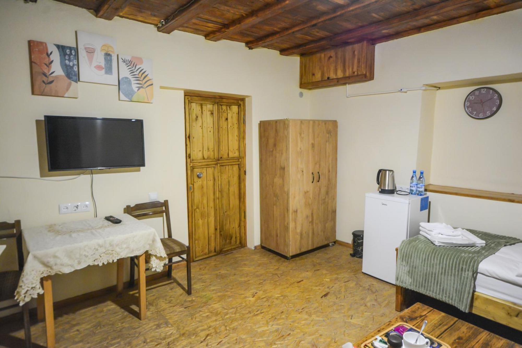 Hotel Eleven - 11 Yeghegnadzor Zewnętrze zdjęcie