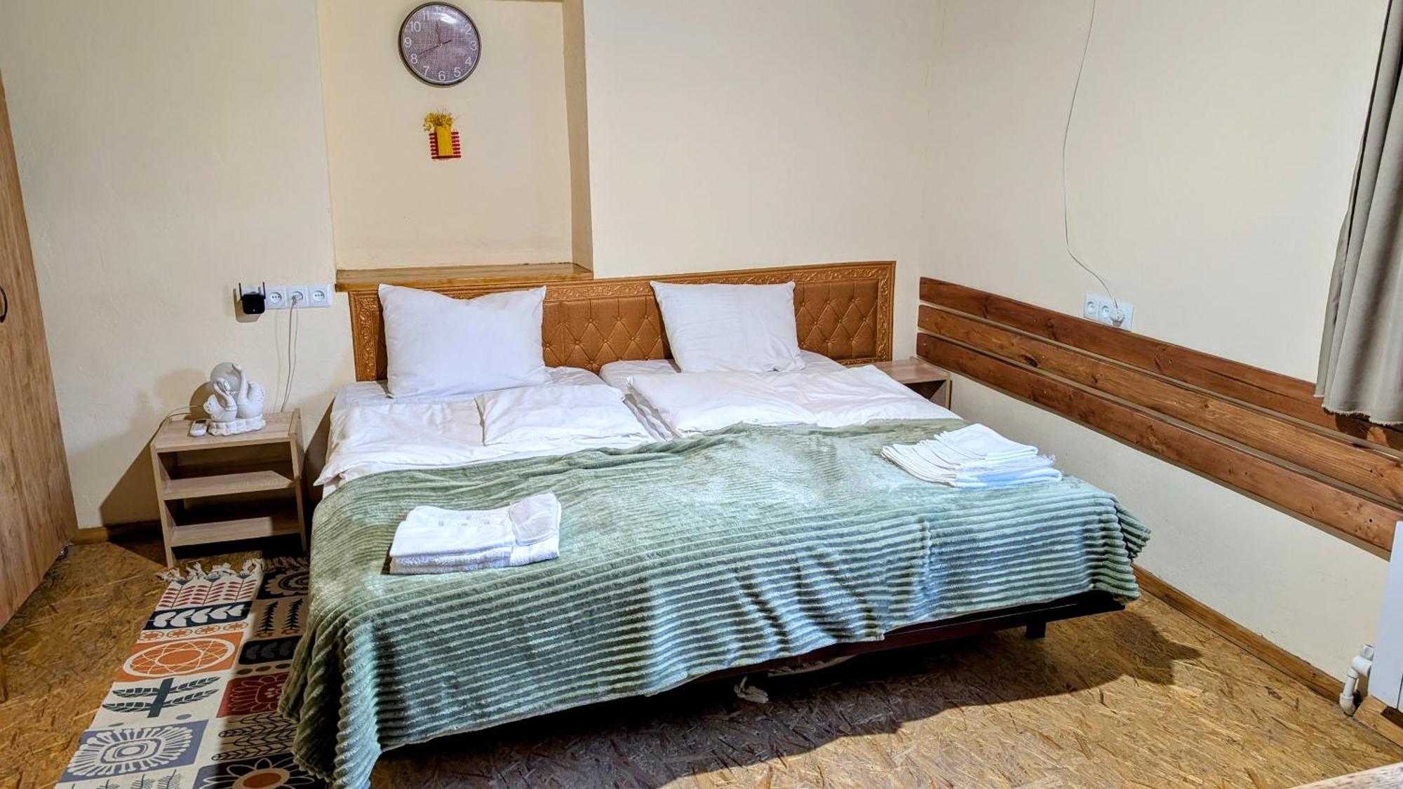 Hotel Eleven - 11 Yeghegnadzor Zewnętrze zdjęcie